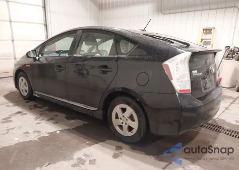 2011 Toyota Prius Two z USA, uszkodzony, nr VIN JTDKN3DU6B5372389